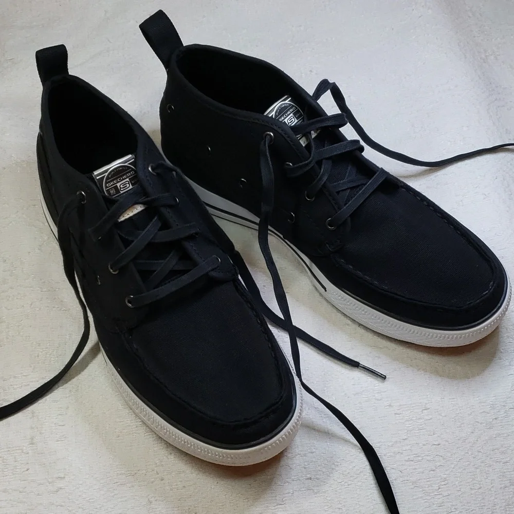 Skechers Chukka Canvas Men's Shoes Size 10.5